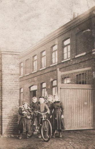 8mai02.jpg (35203 octets)